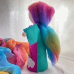 Muñeca Arcoíris